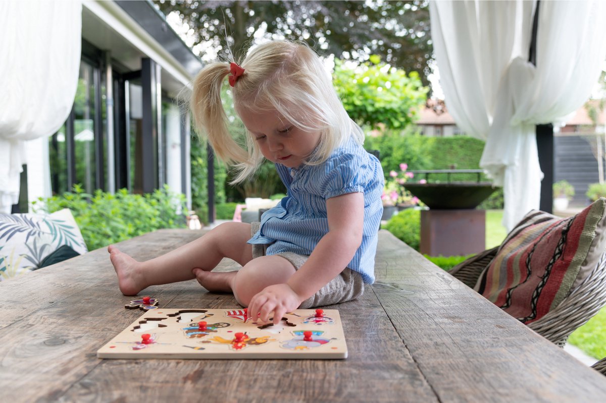 Knoppuzzel Circus – Klein – Houten Puzzel – Rode Kunststof Knopjes – Kinderen Puzzel met Dierenthema – Engelhart — afbeelding 3