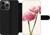 Bookcase Convient pour étui de téléphone iPhone 13 Pro Max - Fleurs - Fleur - Rose - Avec compartiments - Étui portefeuille avec fermeture magnétique