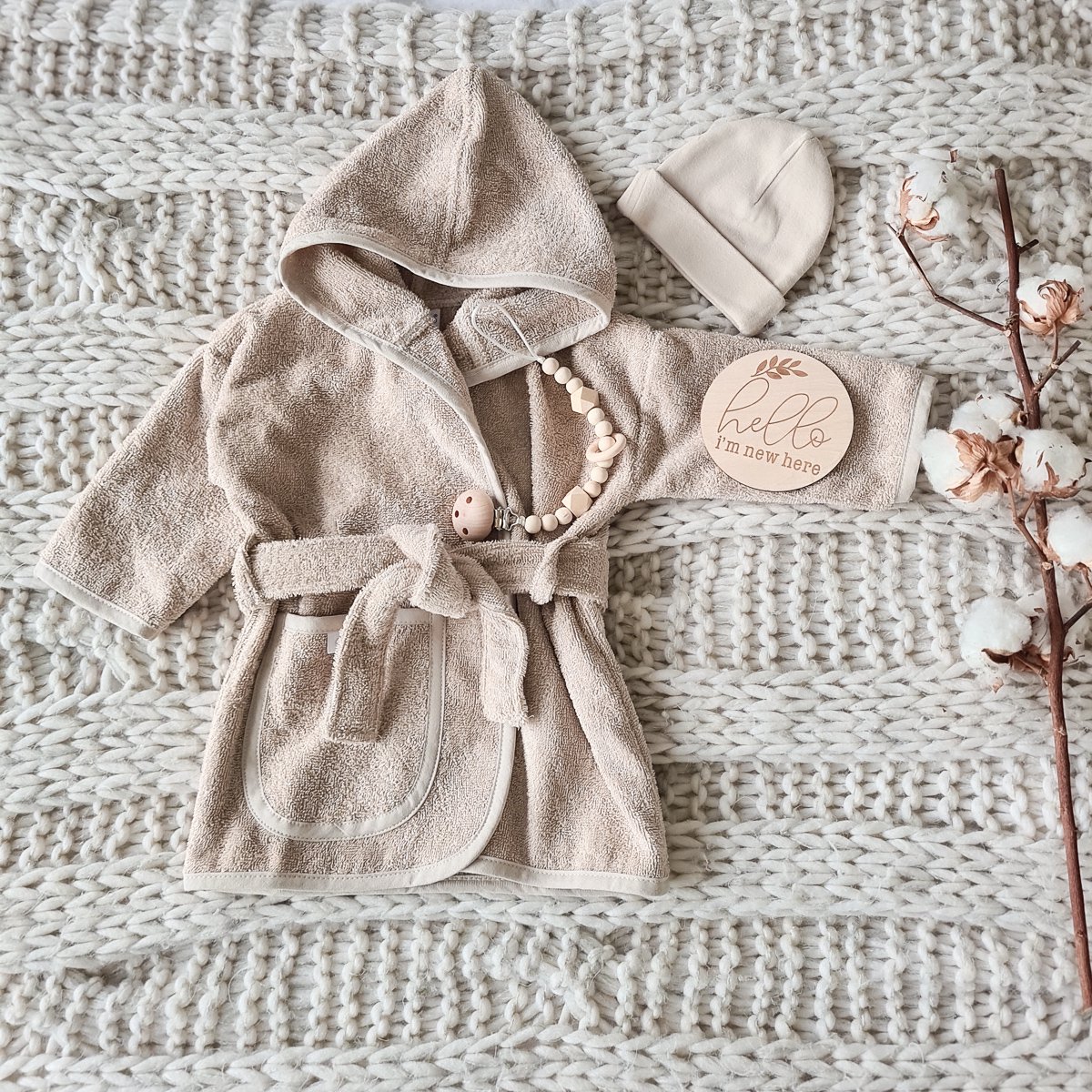 Goedkoopste Gioia kraamcadeau giftbox essentials S beige - Jongen - Meisje - Unisex - Babygeschenkset - Baby cadeau - Kraammand
