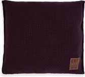 Knit Factory Jesse Sierkussen - Vierkant kussen - Kussen woonkamer - Bank kussen - Decoratie kussen - Aubergine - 50x50 cm - Kussenhoes inclusief kussenvulling