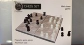 Reis schaak spel, magnetisch, opklapbaar- afm 14 x 14 cm