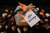 Chocolade cadeau - Doosje Belgische pralines "Fijne valentijn" 500 gr - Ambachtelijk vervaardigde bonbons - Chocolade geschenkset