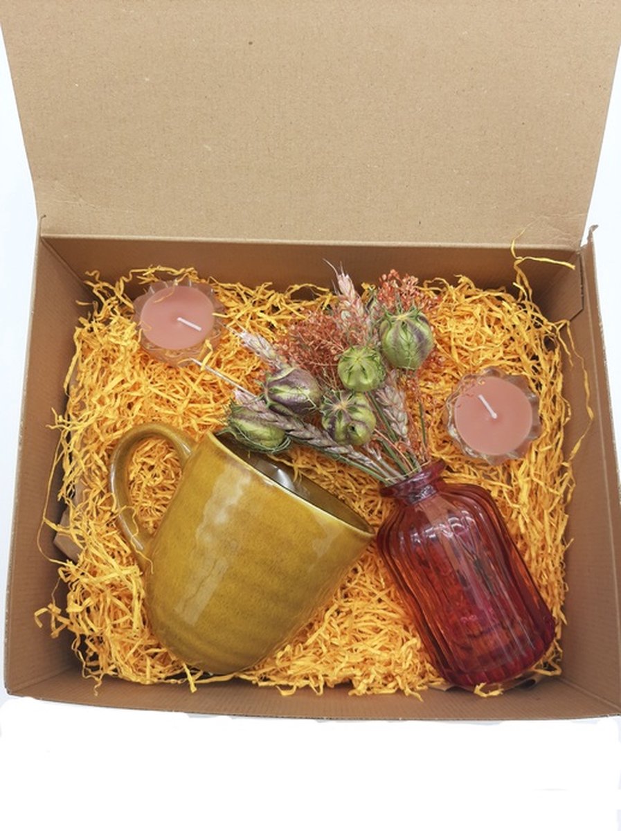 Vaasje met gedroogde bloemen-kaarsen- Mok-Geschenkset- Cadeaupakket-Cadeautje voor moeder, bedankt juf, zus, collega, vriendin, dochter-verjaardag cadeauset, bedanken