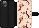 Bookcase Geschikt voor iPhone 11 Pro Max telefoonhoesje - Patronen - Kat - Maan - Pastel - Meisjes - Kinderen - Kids - Met vakjes - Wallet case met magneetsluiting