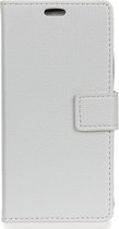 Mobigear Telefoonhoesje geschikt voor Sony Xperia L3 Hoesje | Mobigear Wallet Bookcase Portemonnee | Pasjeshouder voor 3 Pasjes | Telefoonhoesje voor Pinpas / OV Kaart / Rijbewijs - Wit