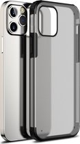 Mobigear Hoesje geschikt voor Apple iPhone 12 Telefoonhoesje Hardcase | Mobigear Shockproof Backcover | Schokbestendig iPhone 12 Telefoonhoesje | Anti Shock Proof - Zwart