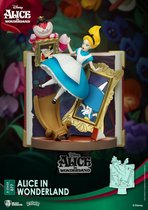 Disney: Story Book Series - Alice in Wonderland PVC Diorama Closed Box MERCHANDISE