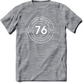 76th Happy Birthday T-shirt | Vintage 1946 Aged to Perfection | 76 jaar verjaardag cadeau | Grappig feest shirt Heren – Dames – Unisex kleding | - Donker Grijs - Gemaleerd - L