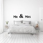 Mr & Mrs tekst muursticker - Muurdecoratie - Wanddecoratie - Slaapkamer - Woonkamer - Sticker volwassenen - 80 x 17 cm - Zwart - VS-0152/1Z