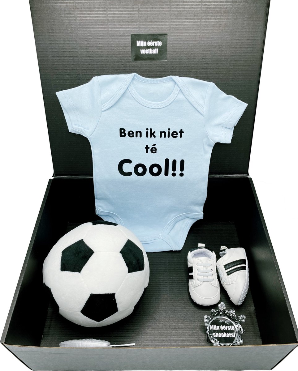 Goedkoopste Kraamcadeau jongen met eerste voetbal - kraamkado - babyshower - kraampakket - kan ook rechtstreeks worden verstuurd met boodschap