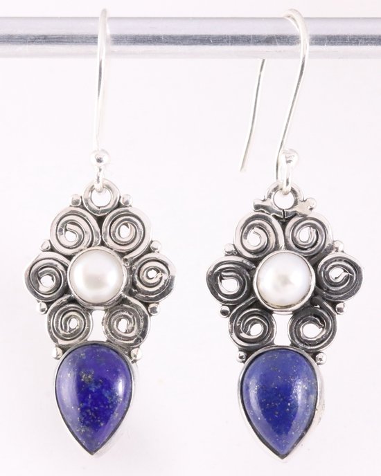 Boucles d'oreilles artisanales en argent avec lapis-lazuli et perle