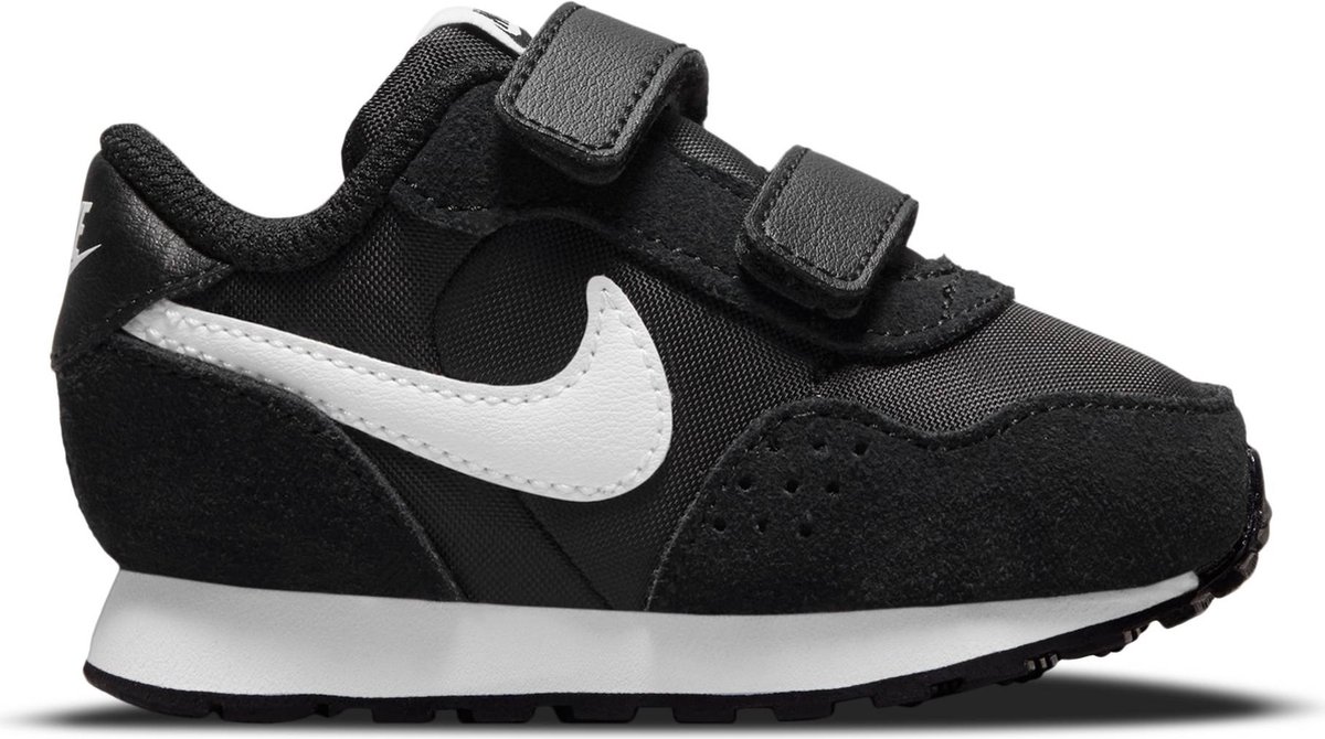 Nike MD Valiant Jongens Sneakers Zwart