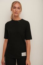 NA-KD Patch Detail Ribbed Tee Dames T-shirt - Maat L