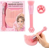 Bol.com Depesche - TOPModel make-up kwast & reinigingspad - BEAUTY and ME aanbieding
