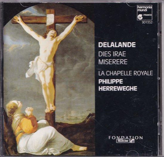CD-hoes met schilderij van de kruisiging, met Jezus aan het kruis en een biddende vrouw. Titel: Delalande Dies Irae Miserere.