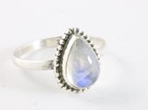 Bague en argent travaillée avec pierre de lune arc-en-ciel - taille 20,5
