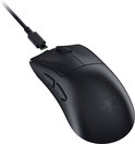 Zwarte Razer DeathAdder V3 Hyperspeed draadloze gamingmuis met oplaadkabel.