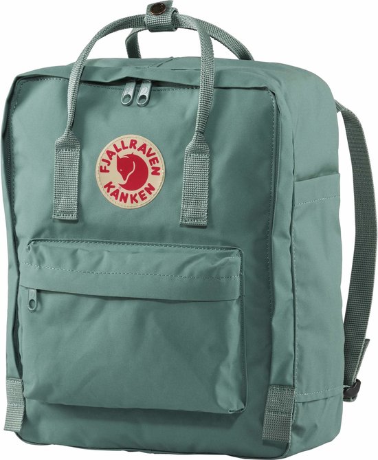 Turquoise Kånken rugzak met rond logo op de voorkant.