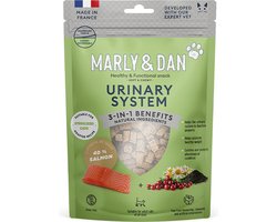 MARLY & DAN kattensnack Healty&functional snack - soft&chewy - 40 gr ook voor gesteriliseerde katten URINARY 50% zalm -graanvrij - vrij van smaak, kleur en kunstmatige bewaarmiddelen . lekker