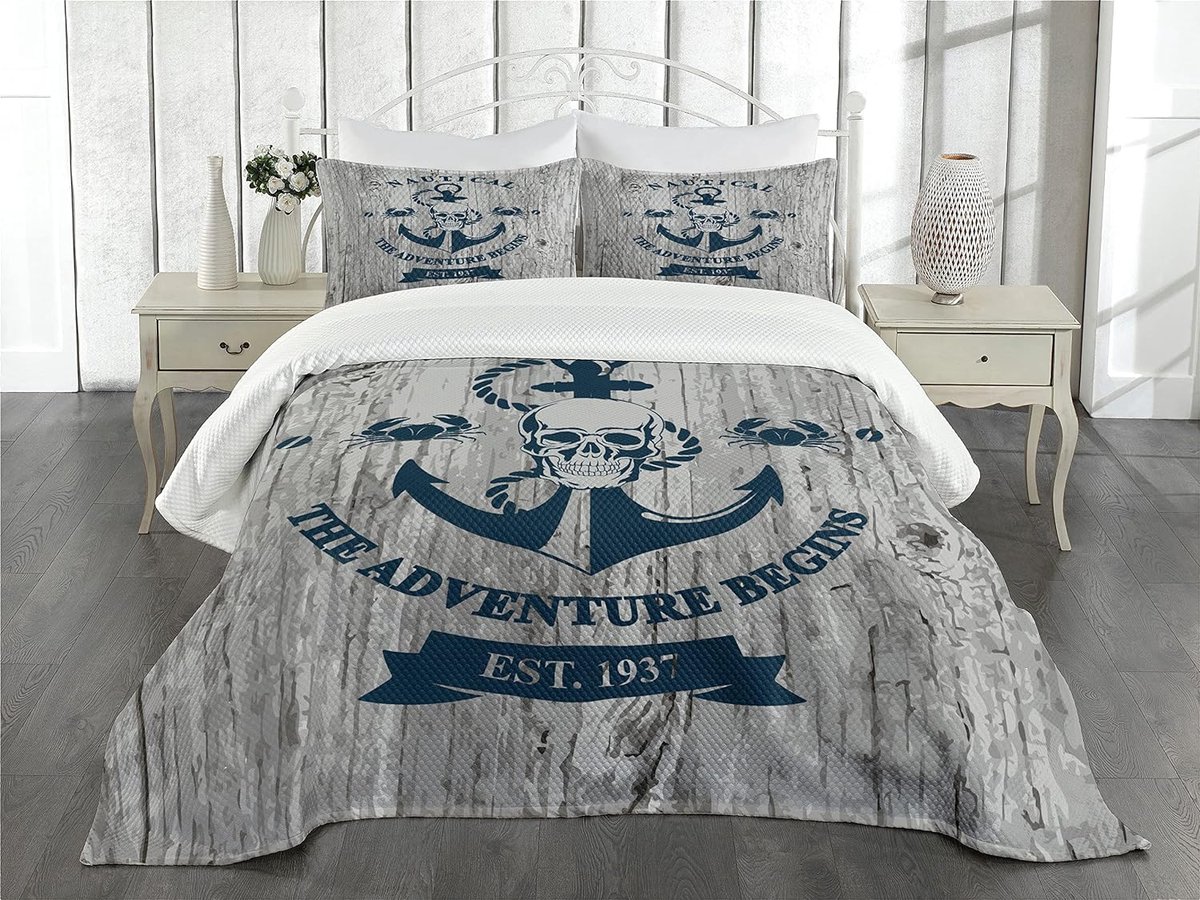 Parade Home® Het Avontuur Bedsprei Set- Bedsprei 220x220- Bedsprei 2 persoons en kussenslopen 75x50- Grijs en wit- Bijzondere beddengoed- Slaapkamer