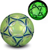 AnyPrice® Voetbal holographique réfléchissant brillant – Ballon de Voetbal lumineux – Taille 5 – Vert Glow dans le noir en matériau PU – Vert