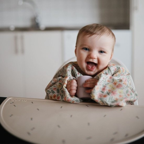 Mushie Slab met Mouwen Pastel Blooms van Mushie — afbeelding 2