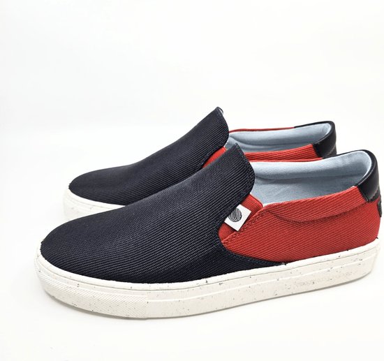 Baskets vegan Komrads - OCNS Slip_On Crayon - chaussure en matière recyclée et durable - Marine - taille 42