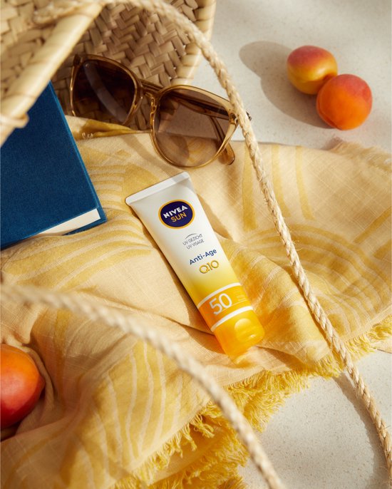 NIVEA SUN UV Anti-Age Q10 Zonnebrand Gezicht - SPF 50 - Zonnebrandcreme - Anti Rimpel Zonnecrème - 50 ml