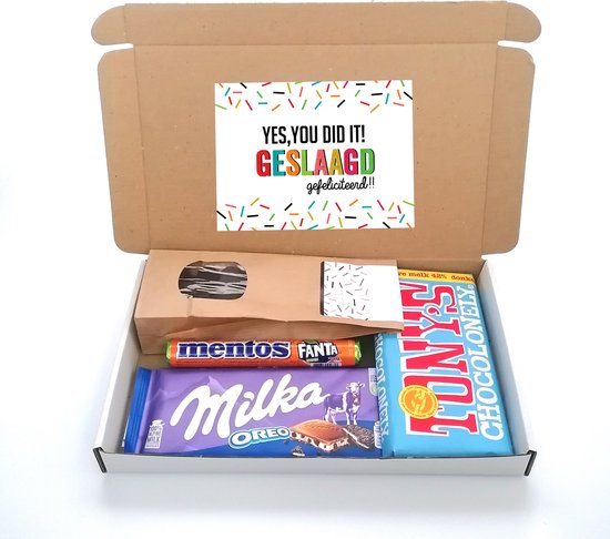 Foto: Geslaagd cadeau examen cadeau diploma yes you did it geslaagd tony chocolonely milka chocolade mentos fanta zakje drop