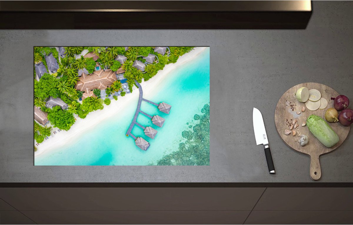 Inductieplaat Beschermer - Bovenaanzicht van Resort met Klassieke Hutjes van de Maledieven - 75x51 cm - 2 mm Dik - Inductie Beschermer - Bescherming Inductiekookplaat - Kookplaat Beschermer van Wit Vinyl