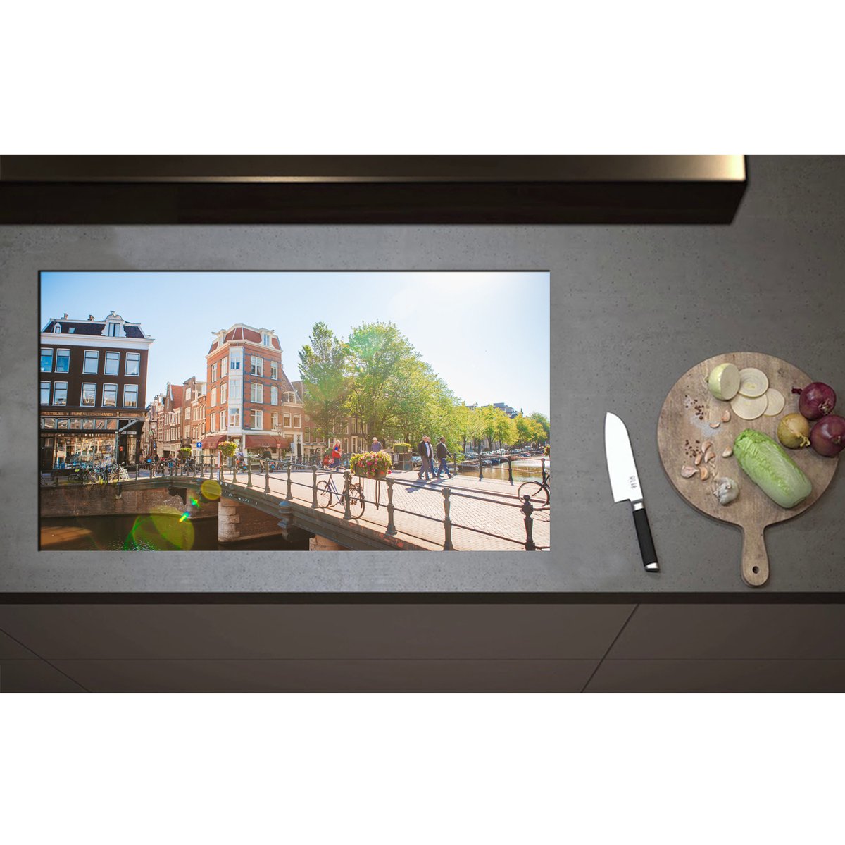 Inductieplaat Beschermer - Bruggen in de Nederlandse Hoofdstad, Amsterdam - 90x50 cm - 2 mm Dik - Inductie Beschermer - Bescherming Inductiekookplaat - Kookplaat Beschermer van Wit Vinyl