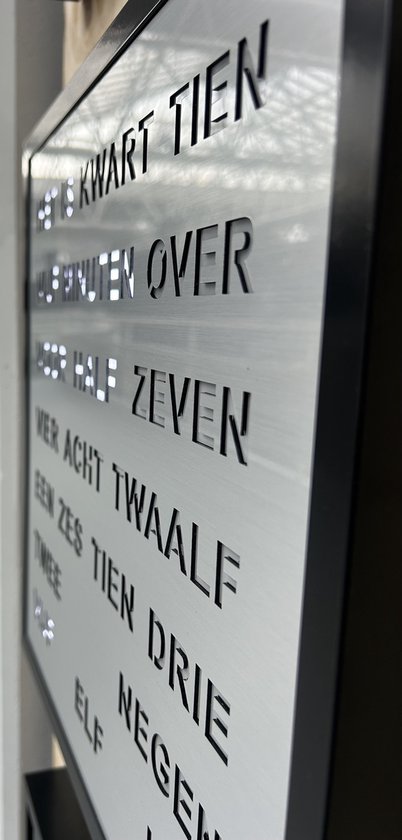 Intertime | Woordklok | Wandklok | Tafelklok | 20x20 |Epoxy Brons | Nederlands - Intertime