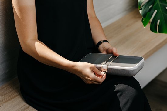 Orbitkey | Organisateur de bureau portable avec chargeur sans fil | Nest | GRIS