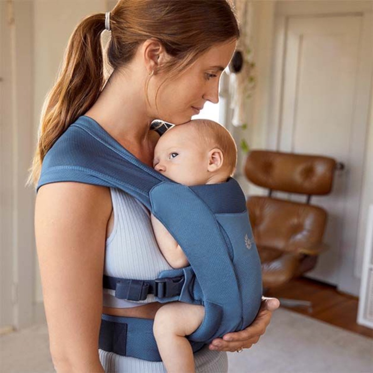 Ergobaby Embrace Soft Air Mesh Blue - draagzak baby – foto 6