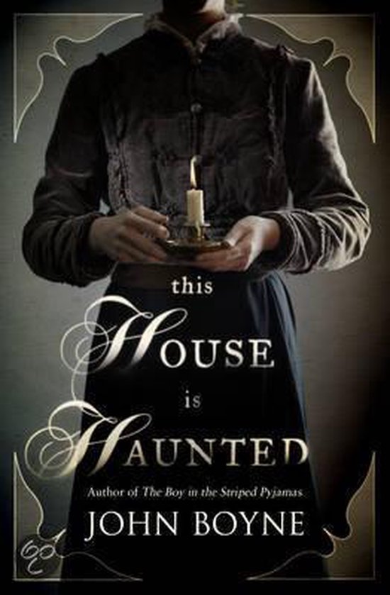 Boekomslag van 'This House Is Haunted' met een vrouw die een kaars vasthoudt.