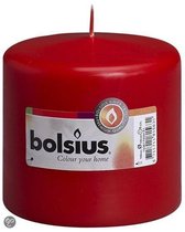 8 stuks Bolsius rood stompkaarsen 100/100 (52 uur)