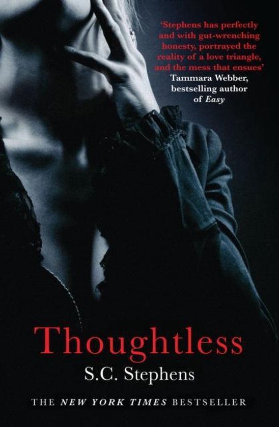 Boekcover met 'Thoughtless' in rode letters. Een vrouw met haar hand bij haar gezicht, gehuld in een donkere jurk.