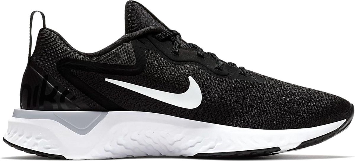 Nike Odyssey React Sportschoenen - Maat 38 - Vrouwen - zwart/wit | bol.com