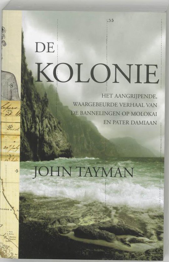 Boekcover 'De Kolonie' met een dramatisch landschap van rotsen en zee.