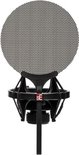 Zwarte microfoonhouder met rond, zwart popfilter.