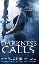 Omslag Darkness Calls