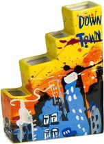 Vaas "Down Town" door Selwyn Senatori