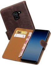 Zakelijke Book Case Telefoonhoesje Geschikt voor de Samsung Galaxy A7 2018 - Portemonnee Hoesje - Pasjeshouder Wallet Case - Mocca