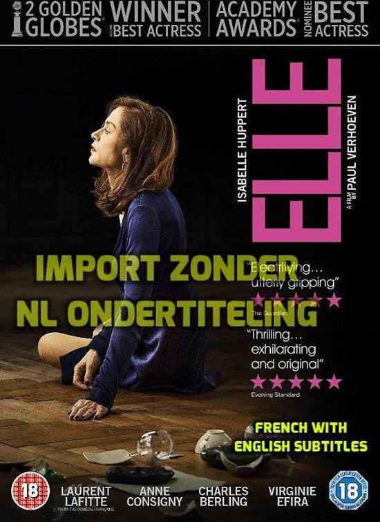 Isabelle Huppert zit in een blauw vest, met tekst 'IMPORT ZONDER NL ONDERTITELING'.