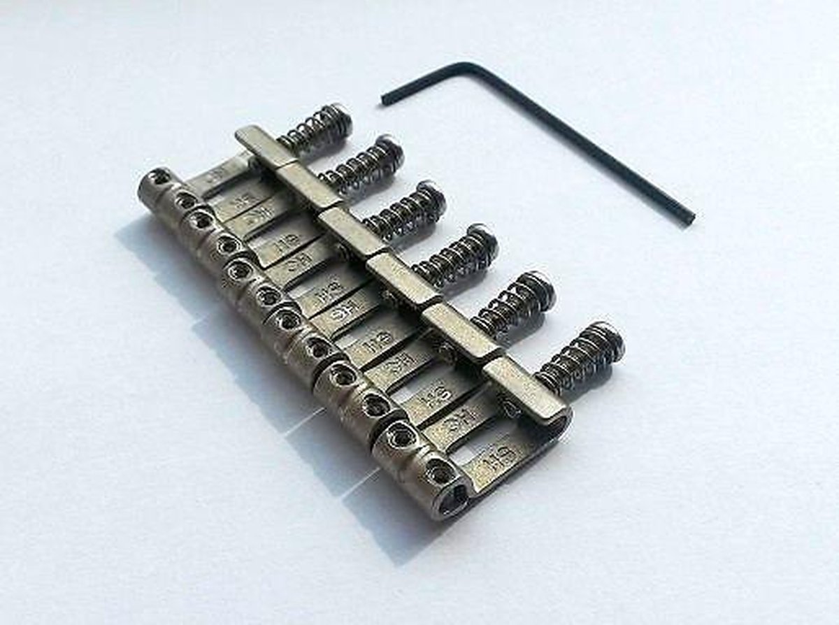 Highwood HG105-NIR Contoured Reliced Vintage gebogen brugzadels 10.50 mm (set van 6)