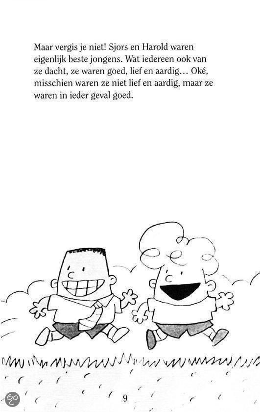 Twee jongens, Sjors en Harold, rennen met een glimlach een grasveld op.