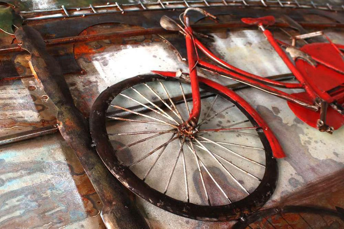 Rode fiets op brug – 80x120 – 3D Metaal Schilderij | bol.com