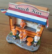 Oranje Snack Kar met Verlichting Typisch Hollands