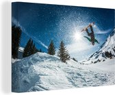 Canvas Schilderij Snowboarder in het winterse landschap van Zwitserland - 60x40 cm - Wanddecoratie