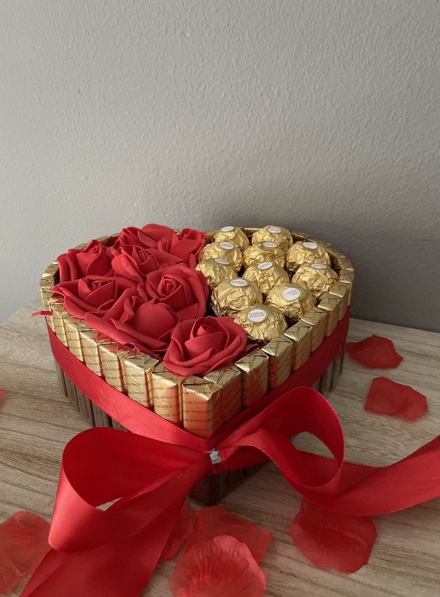Geschenk hart - Valentijn cadeau - Chocolade Geschenk Hart - Geschenk voor haar of hem - Cadeau idee - Handgemaakt